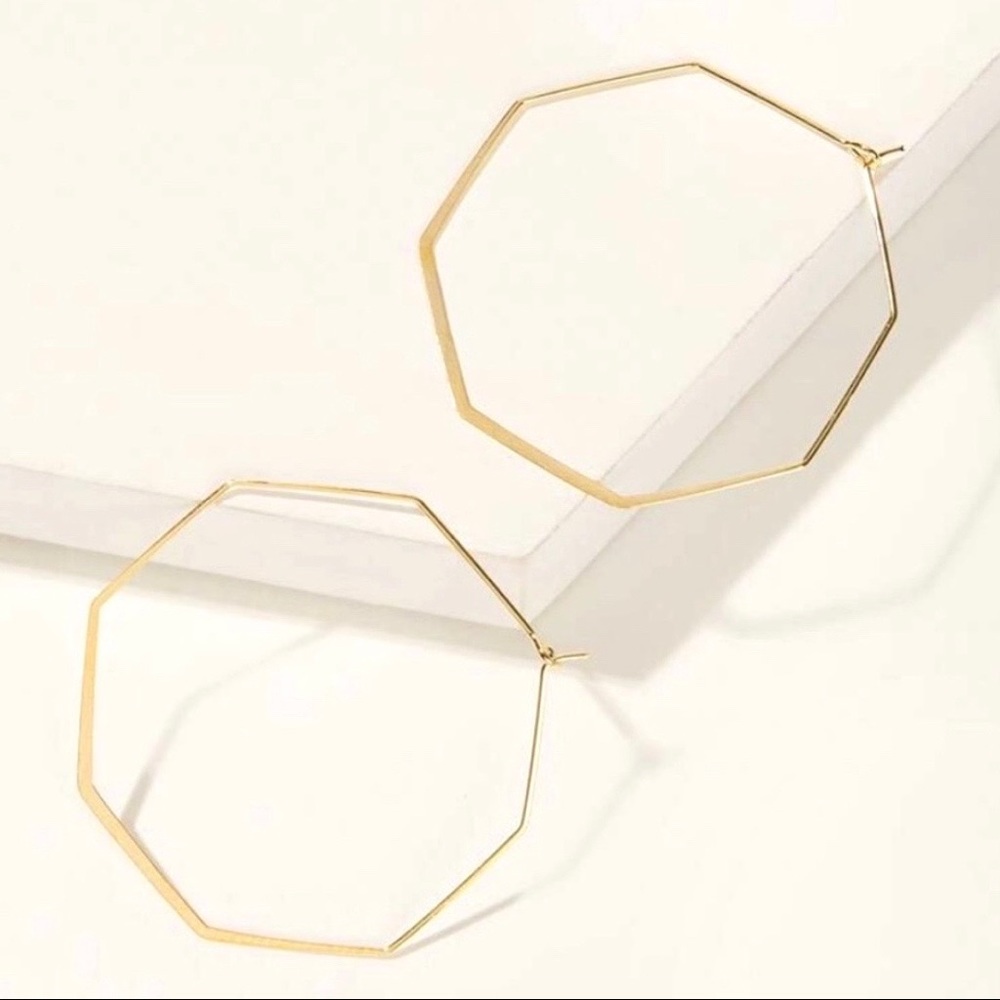 🍒3/$30 New Gold Octagon Earrings - Picture 2 of 2